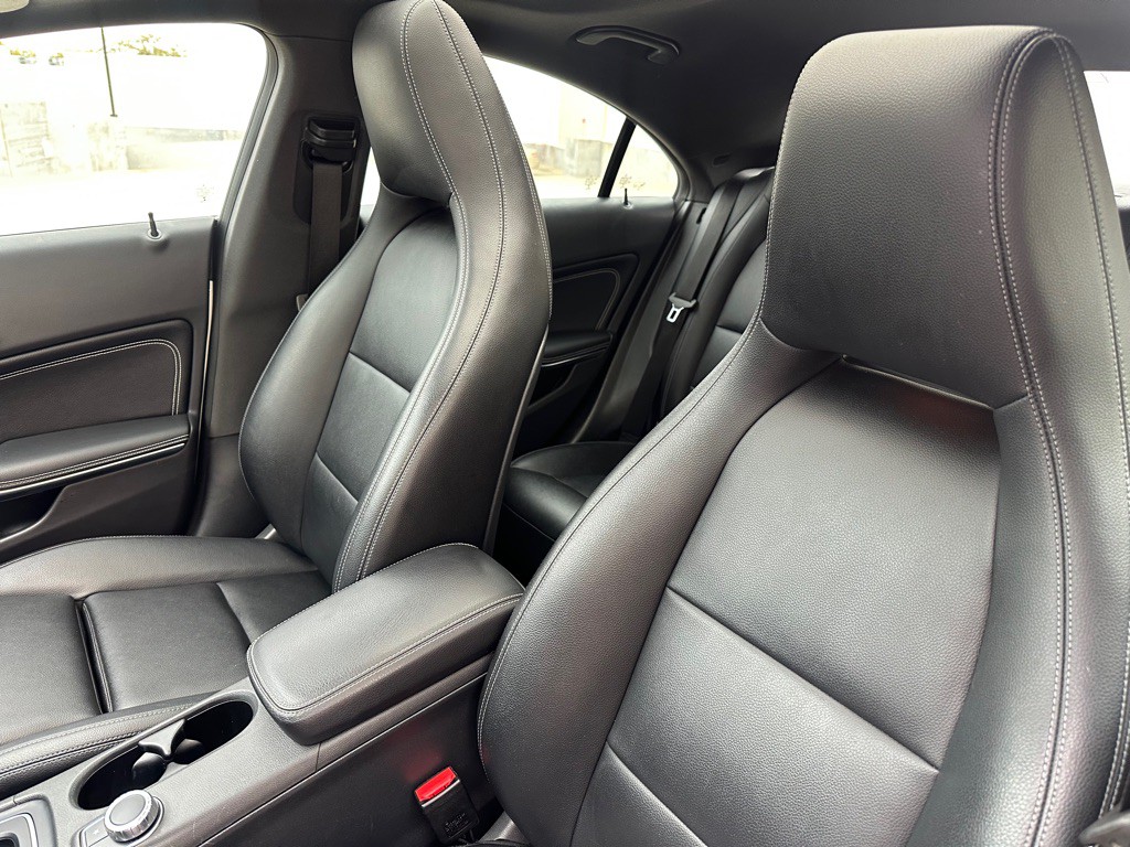 2016 Mercedes-Benz CLA-Class Image 16