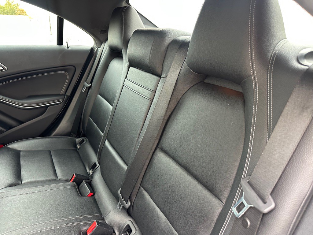 2016 Mercedes-Benz CLA-Class Image 19
