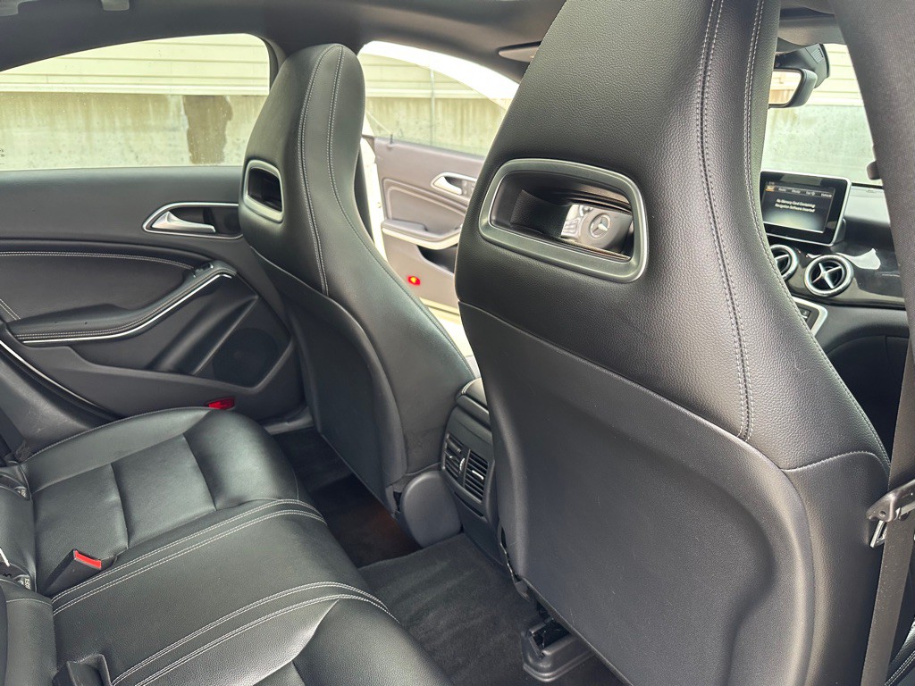 2016 Mercedes-Benz CLA-Class Image 20