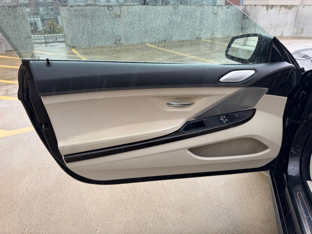 2013 BMW 6 Series Image 9