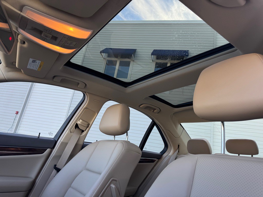 2013 Mercedes-Benz C-Class Image 13