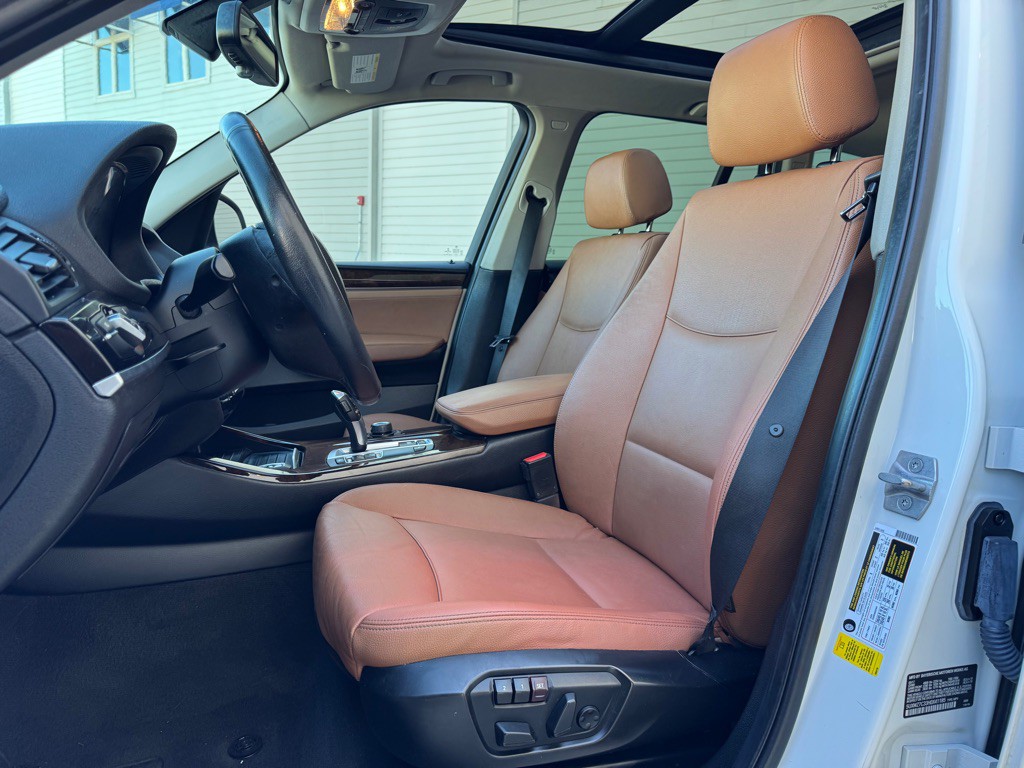 2017 BMW X3 Image 12