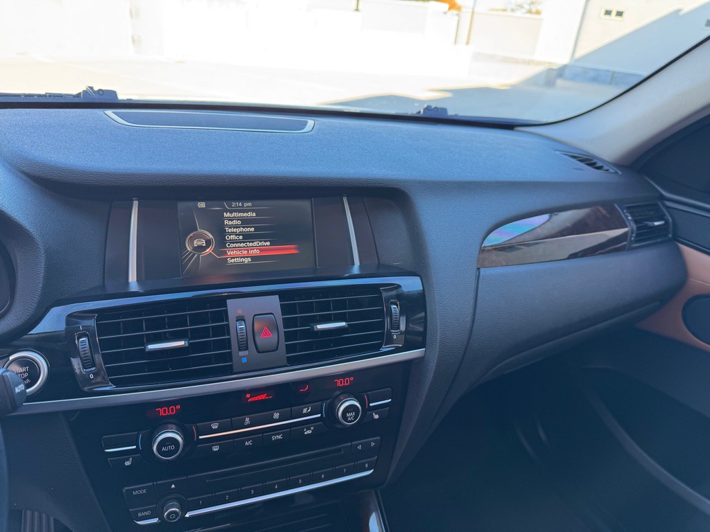 2017 BMW X3 Image 16