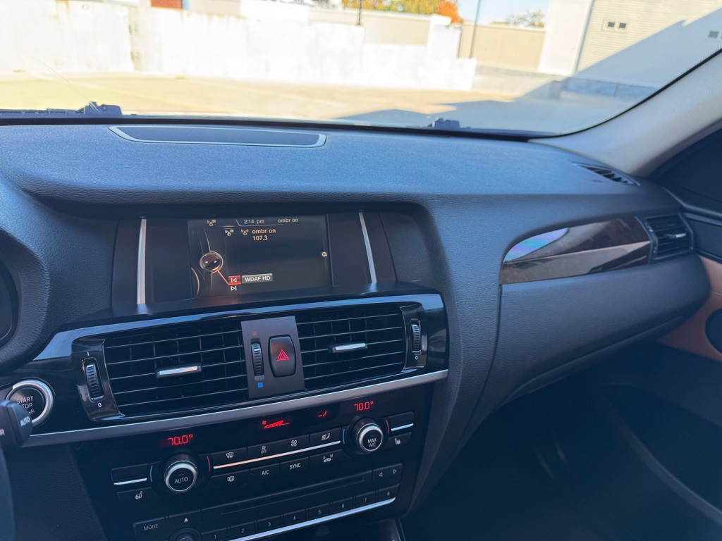 2017 BMW X3 Image 17