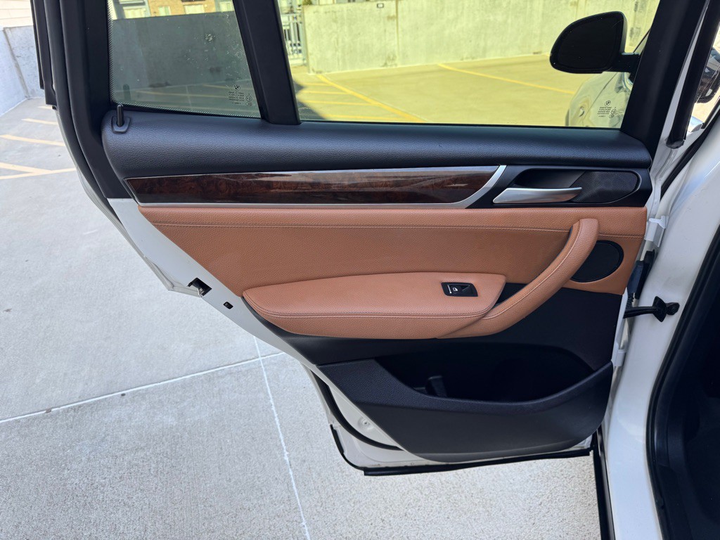 2017 BMW X3 Image 22