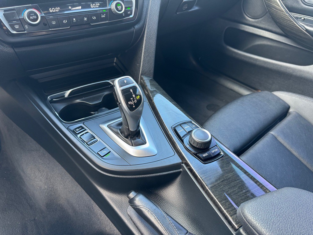 2017 BMW 4 Series Image 19