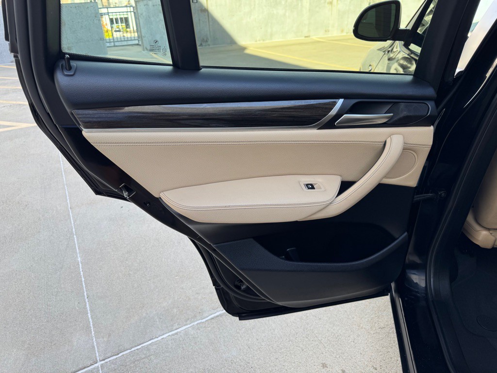 2016 BMW X3 Image 23