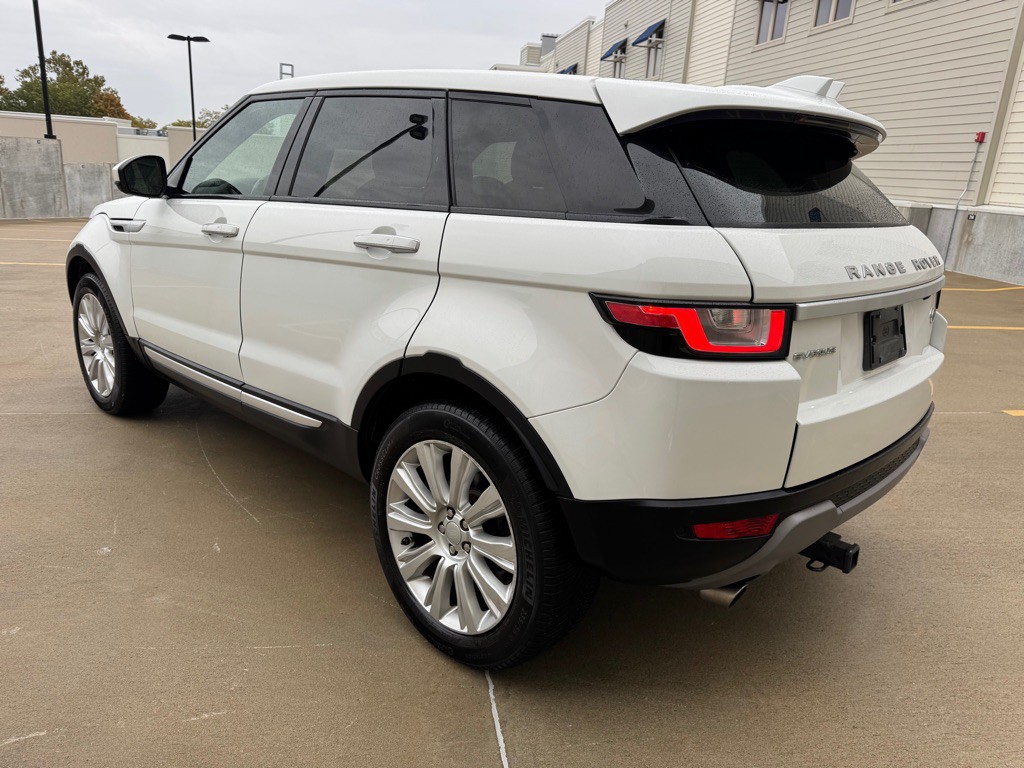 2016 Land Rover Range Rover Evoque Image 5