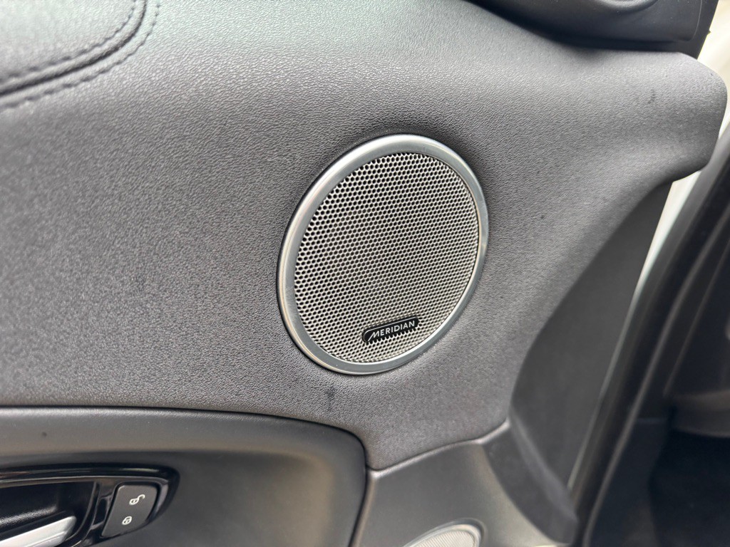 2016 Land Rover Range Rover Evoque Image 10