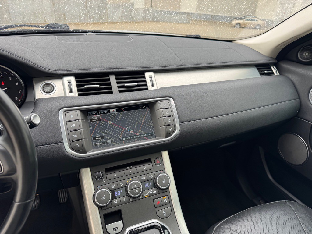 2016 Land Rover Range Rover Evoque Image 16