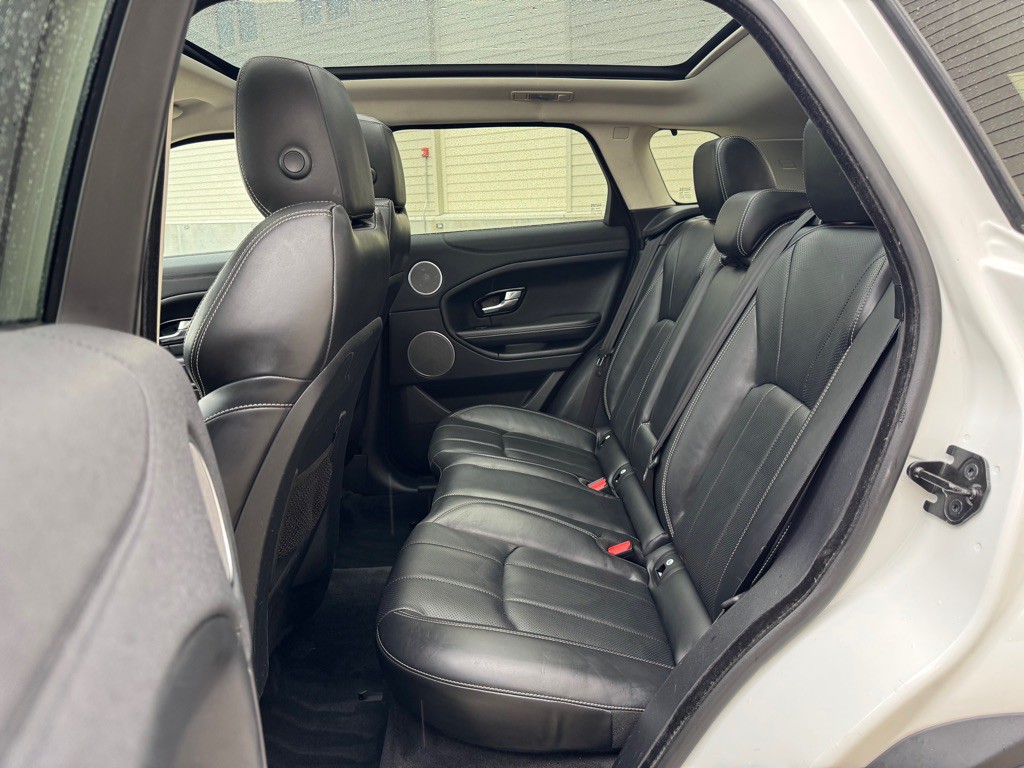 2016 Land Rover Range Rover Evoque Image 23