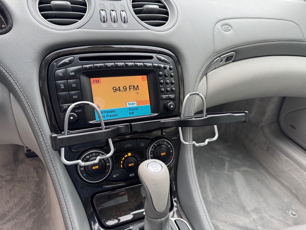 2003 Mercedes-Benz SL-Class Image 18