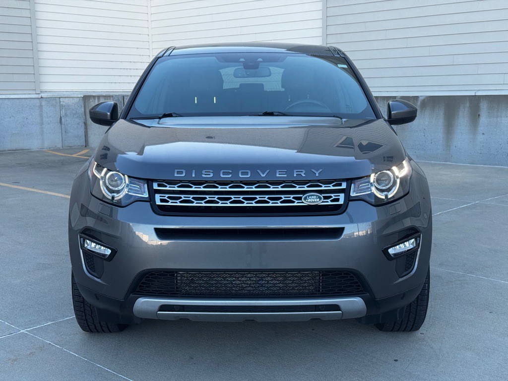 2016 Land Rover Discovery Sport Image 2
