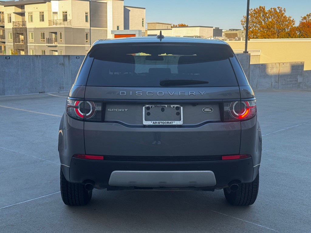 2016 Land Rover Discovery Sport Image 6