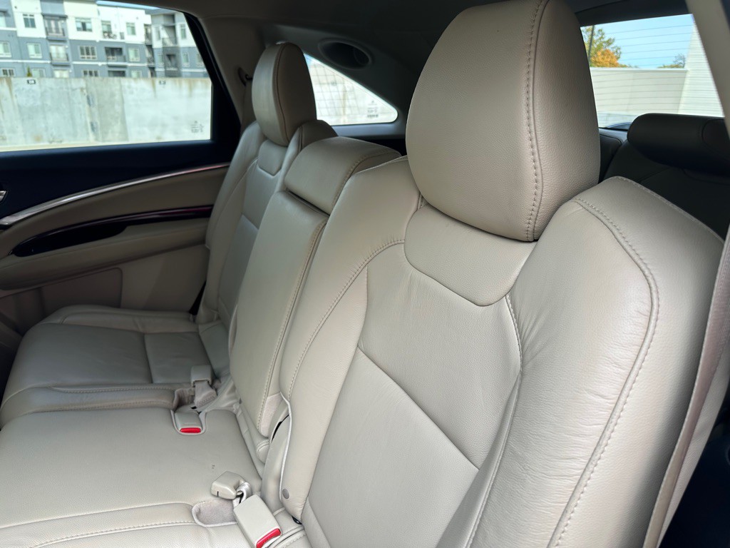 2016 Acura MDX Image 18