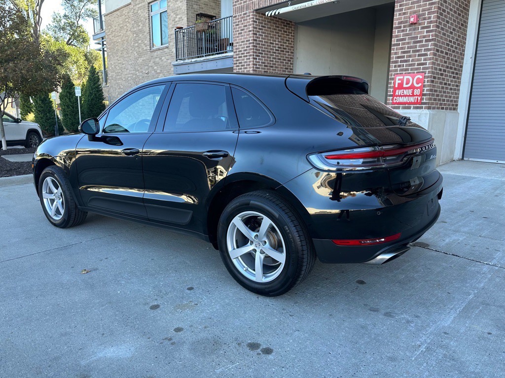 2020 Porsche Macan Image 5