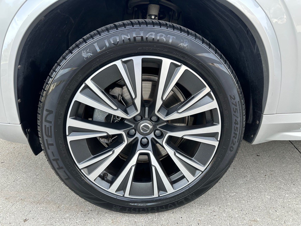 2020 Volvo XC90 Image 7