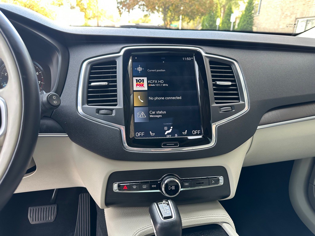 2020 Volvo XC90 Image 12