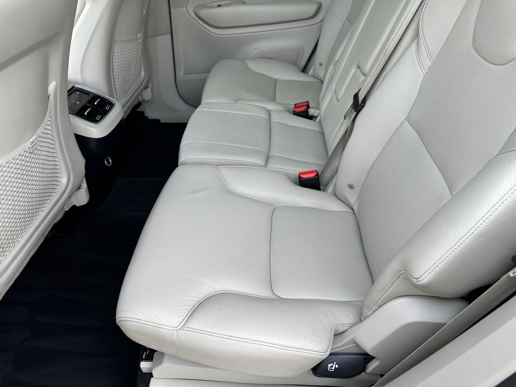 2020 Volvo XC90 Image 17