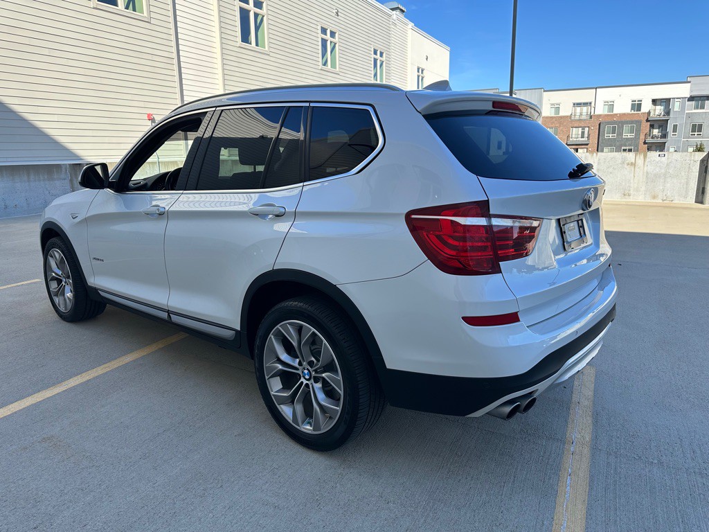 2017 BMW X3 Image 5