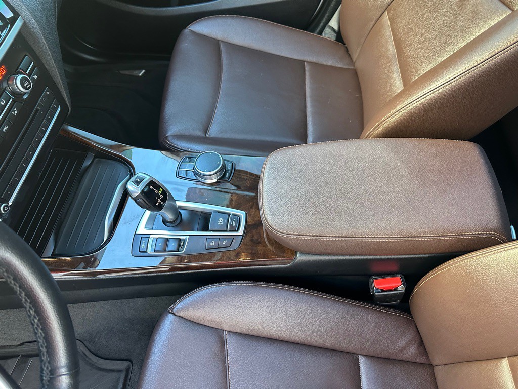 2017 BMW X3 Image 14