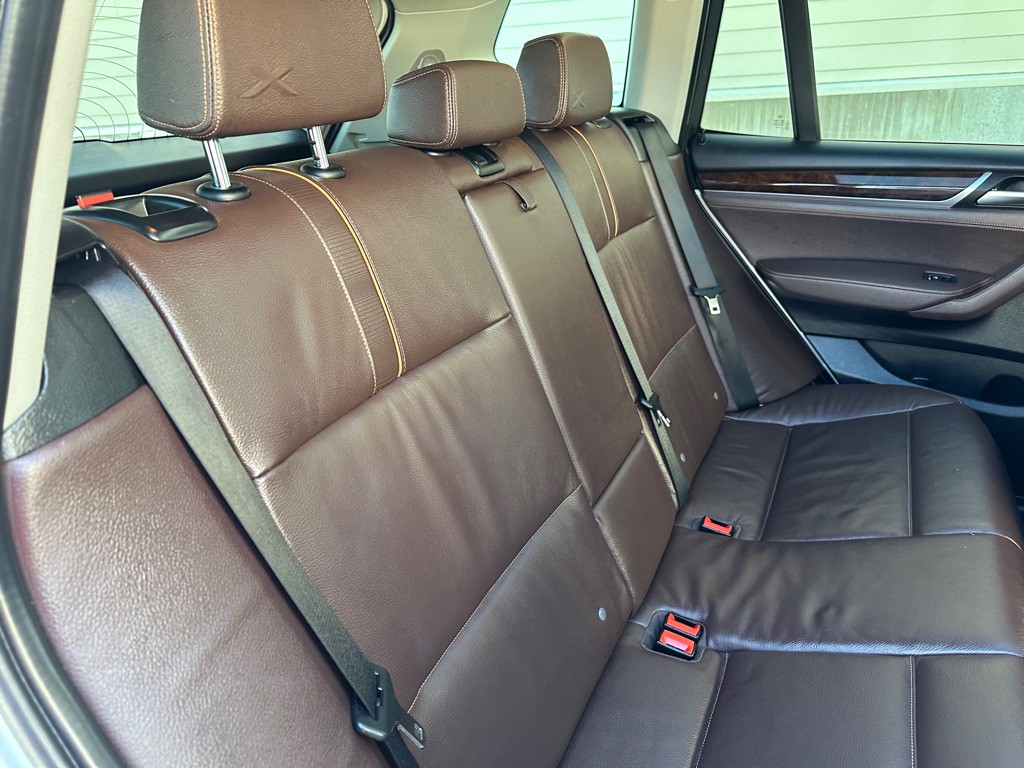 2017 BMW X3 Image 23