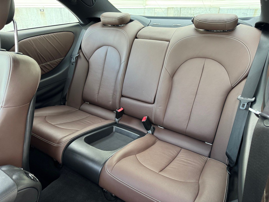 2009 Mercedes-Benz CLK-Class Image 22