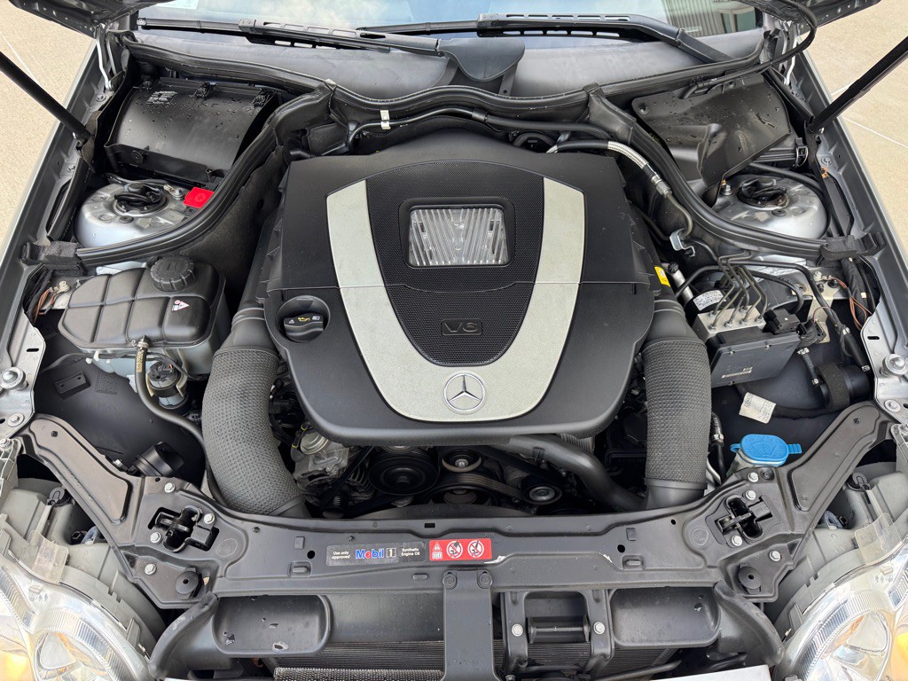 2009 Mercedes-Benz CLK-Class Image 28