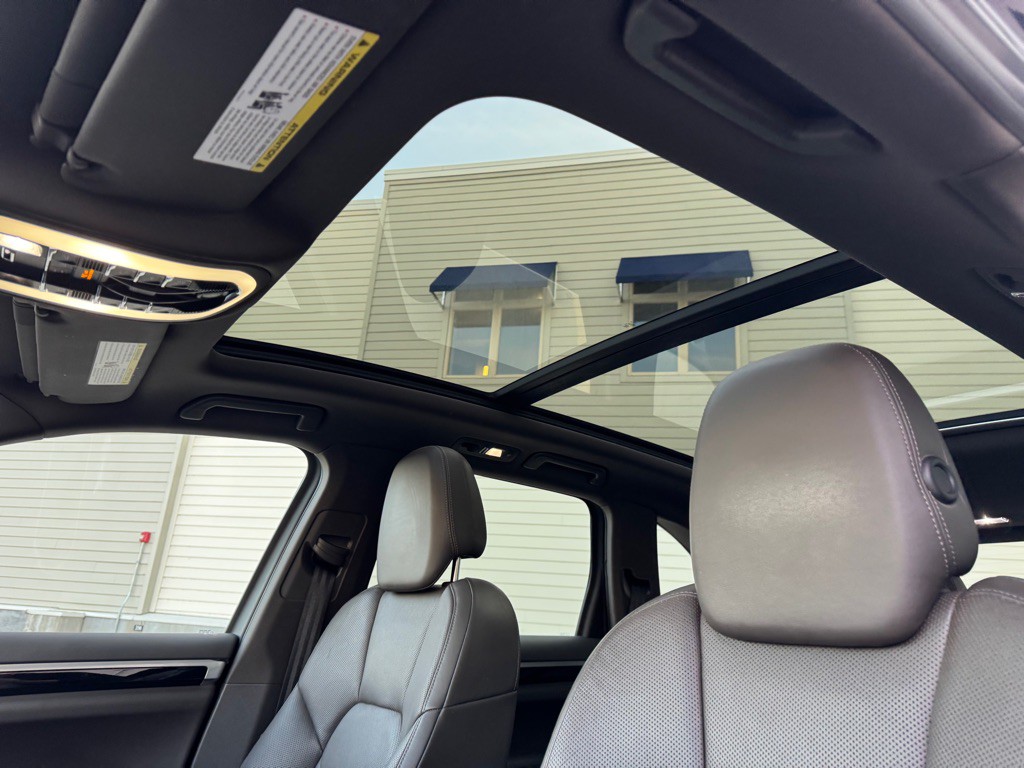 2018 Porsche Cayenne Image 15