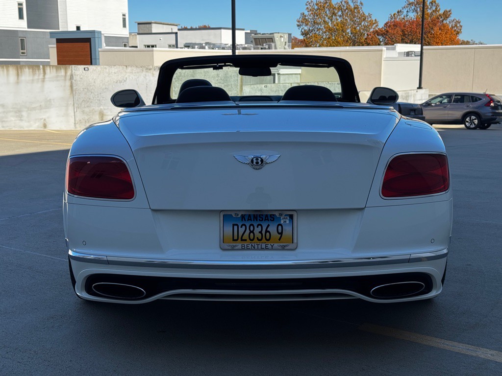 2016 Bentley Continental Image 6