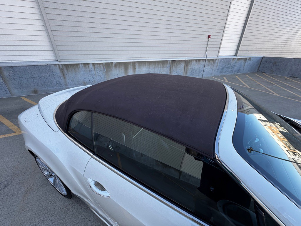 2016 Bentley Continental Image 31