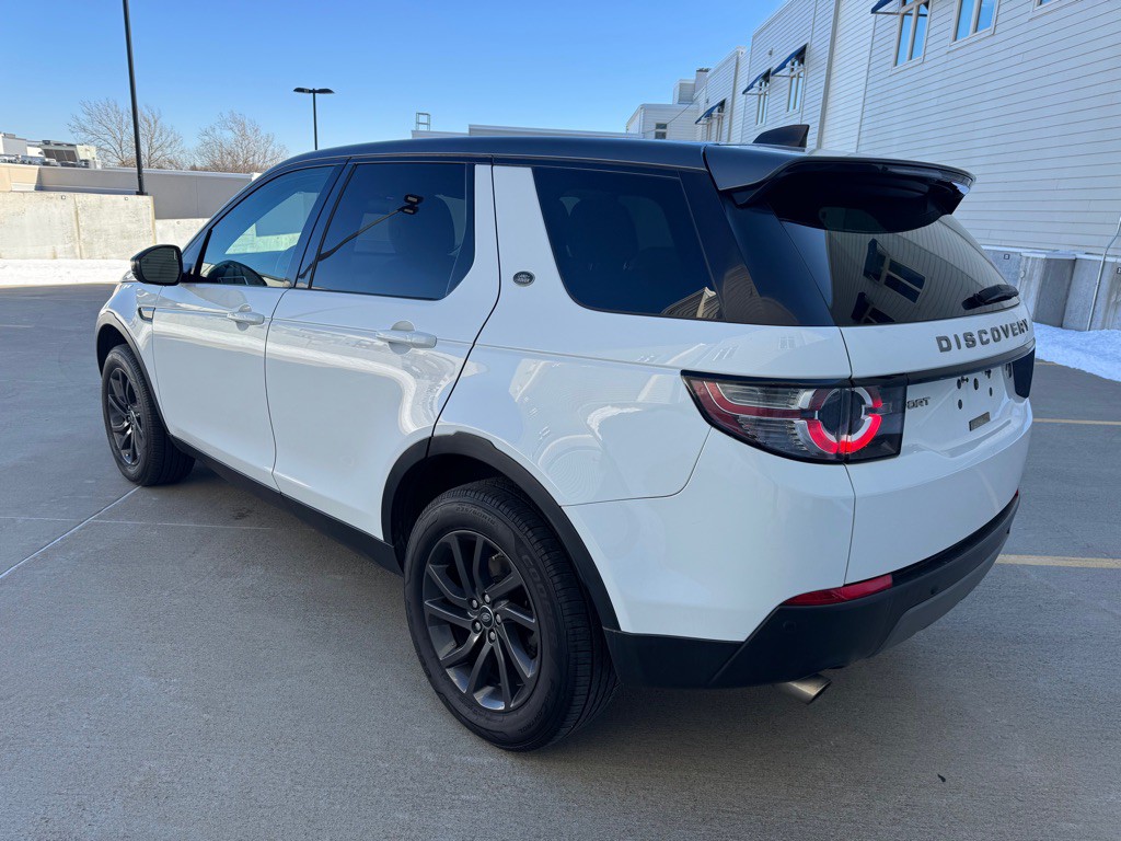 2018 Land Rover Discovery Sport Image 5