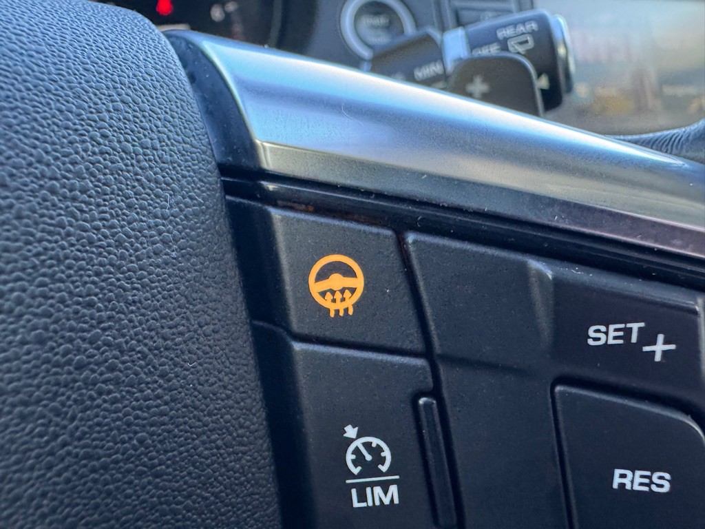 2018 Land Rover Discovery Sport Image 21