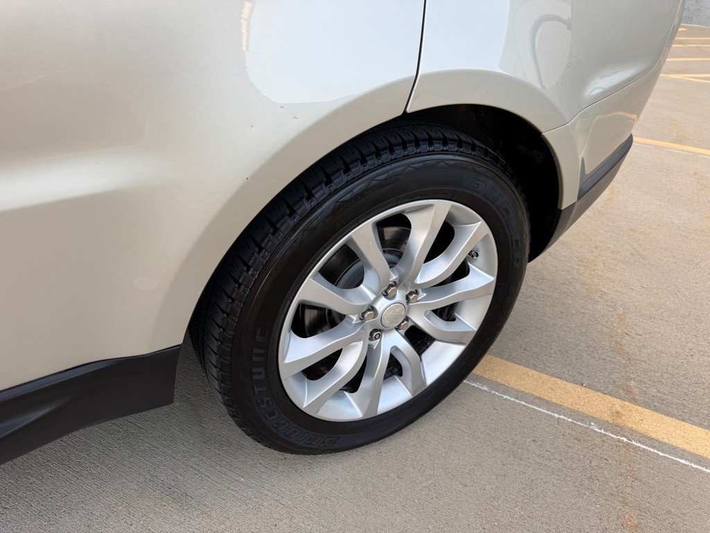 2014 Land Rover Range Rover Sport Image 9