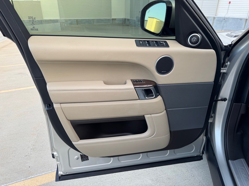 2014 Land Rover Range Rover Sport Image 11