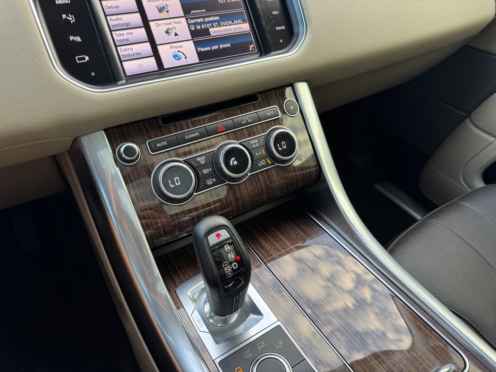 2014 Land Rover Range Rover Sport Image 22