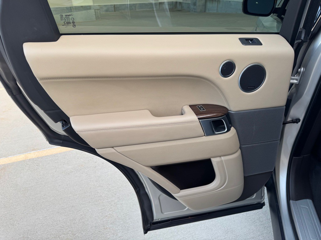 2014 Land Rover Range Rover Sport Image 27