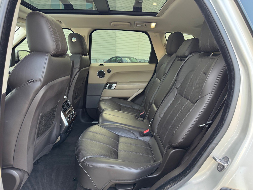 2014 Land Rover Range Rover Sport Image 28