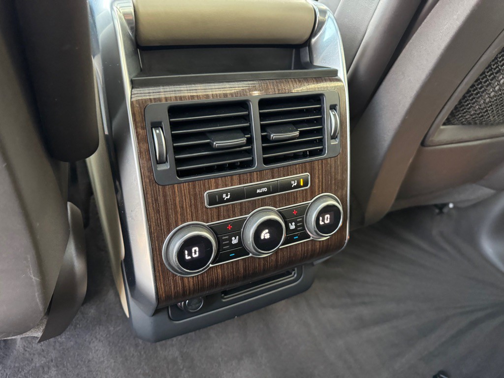 2014 Land Rover Range Rover Sport Image 29