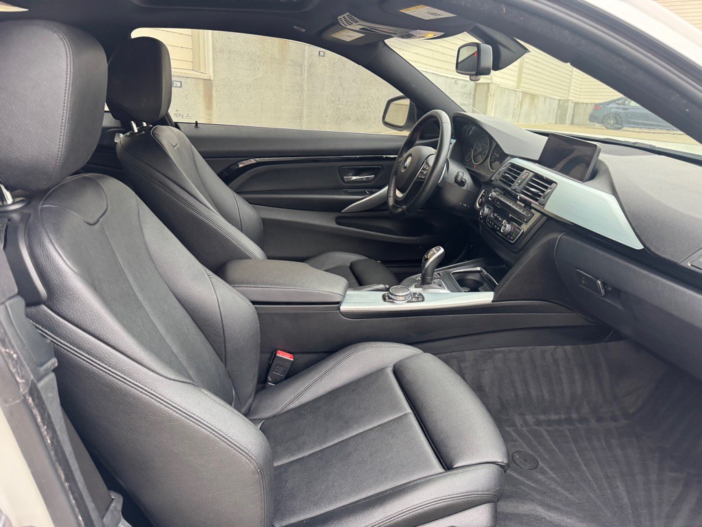 2016 BMW 4 Series Image 22
