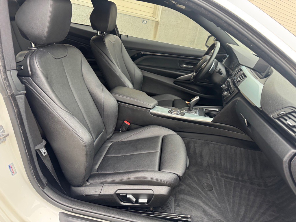 2016 BMW 4 Series Image 23