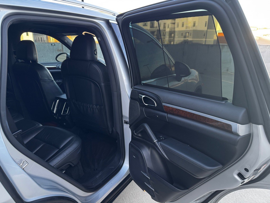 2013 Porsche Cayenne Image 20