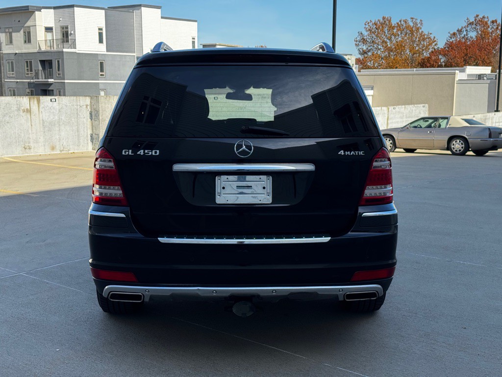 2012 Mercedes-Benz GL-Class Image 4