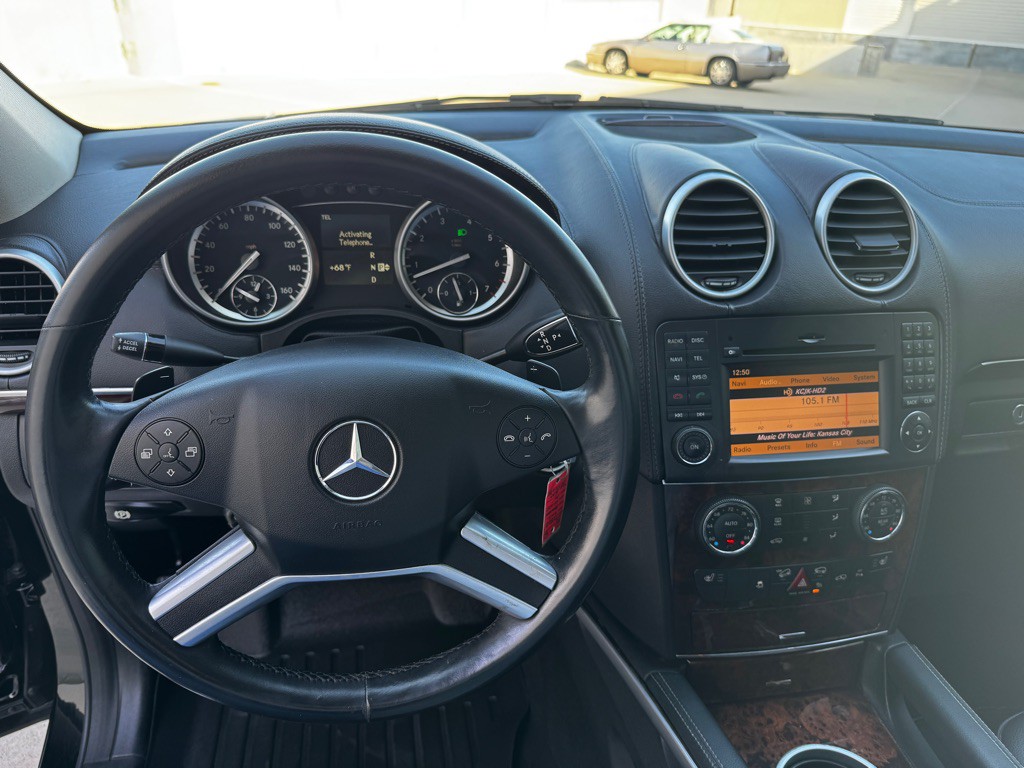 2012 Mercedes-Benz GL-Class Image 14