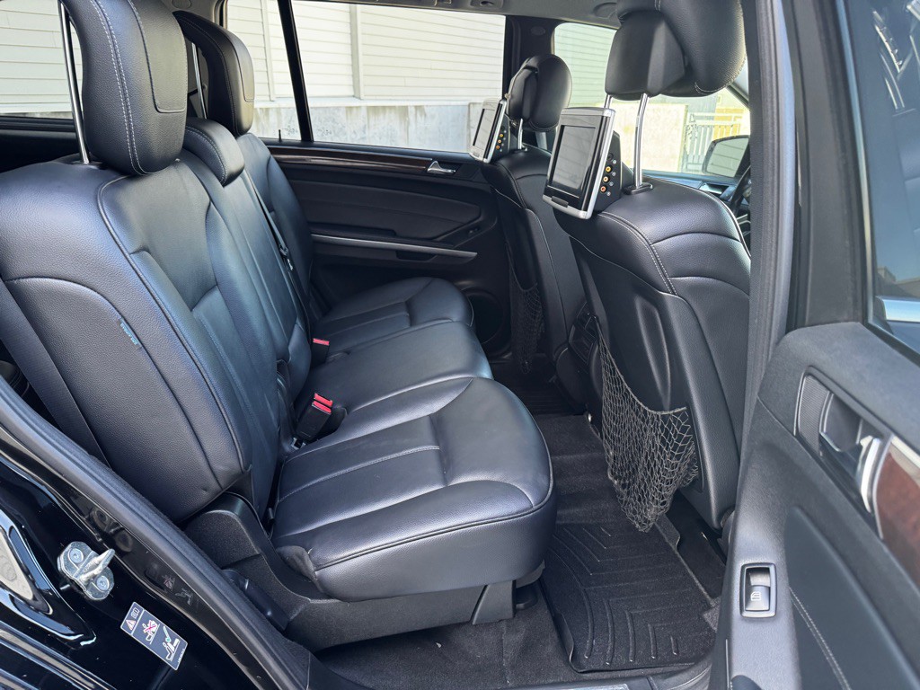 2012 Mercedes-Benz GL-Class Image 20