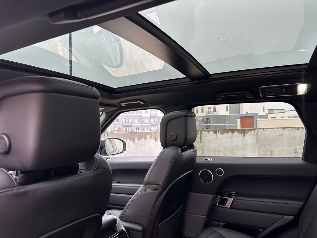 2018 Land Rover Range Rover Sport Image 17