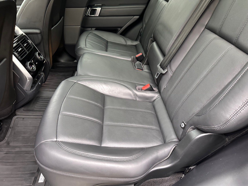 2018 Land Rover Range Rover Sport Image 18