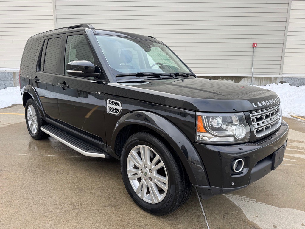 2015 Land Rover LR4 Image 1