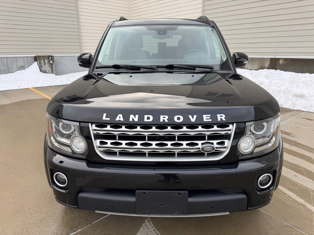 2015 Land Rover LR4 Image 8