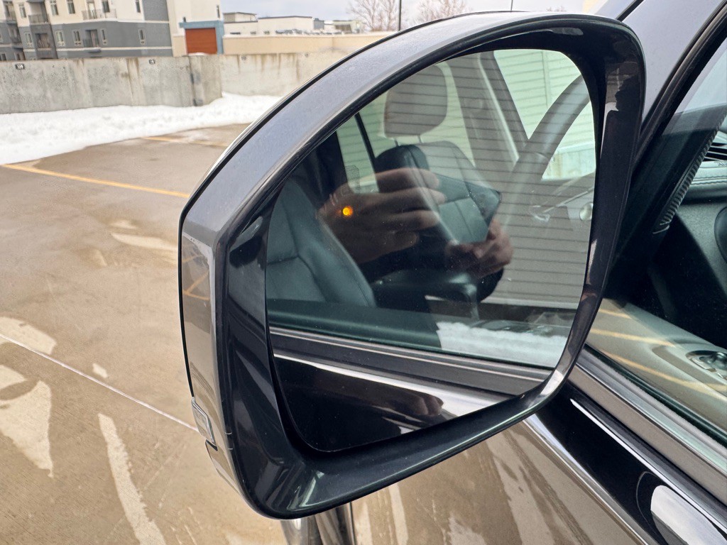 2015 Land Rover LR4 Image 9